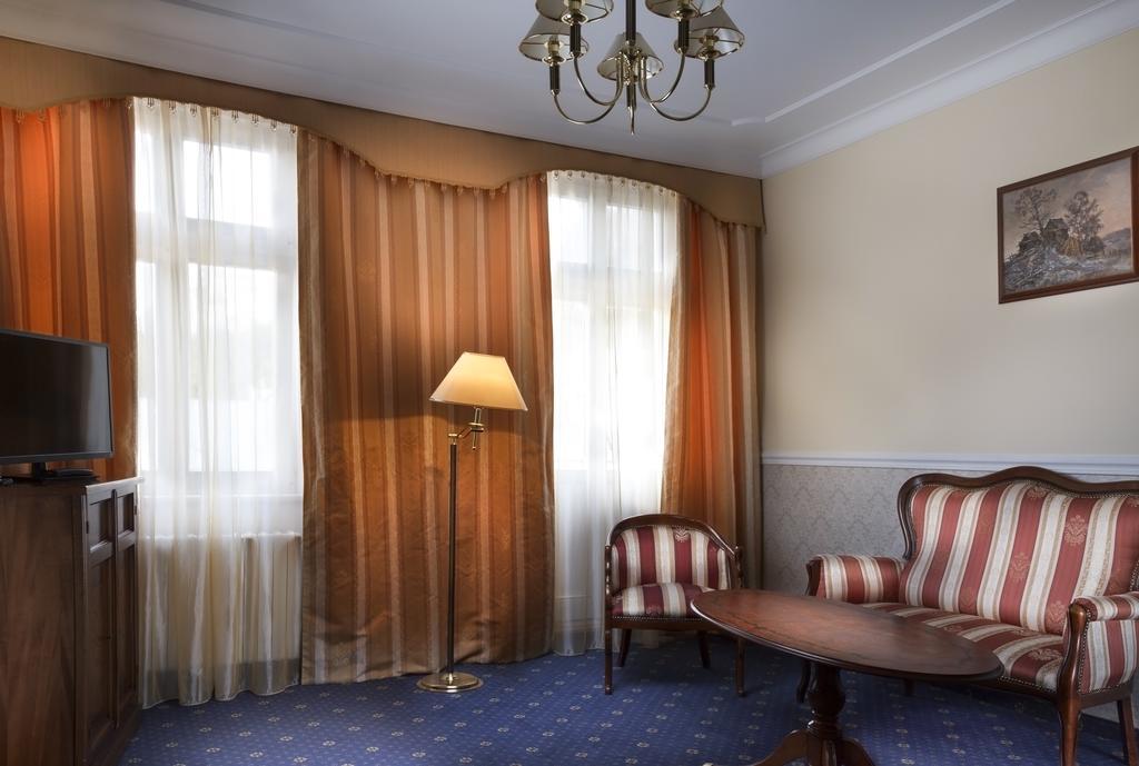 קרלובי וארי Hotel Ostende מראה חיצוני תמונה