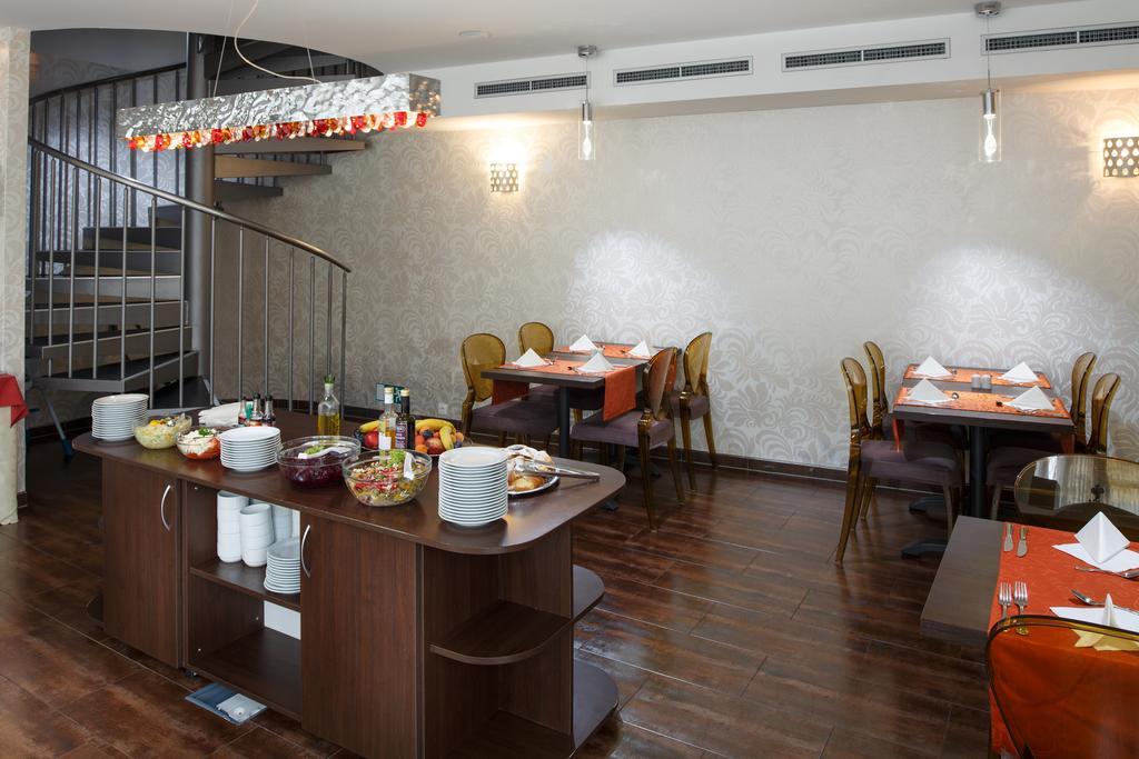 קרלובי וארי Hotel Ostende מראה חיצוני תמונה